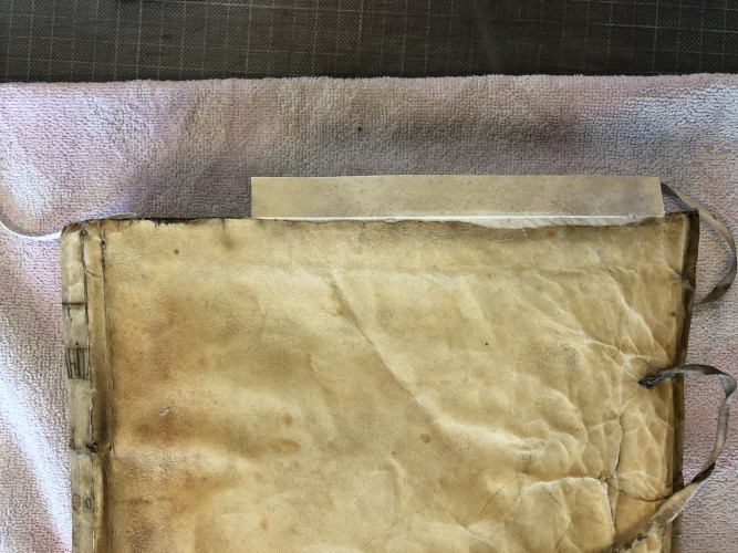 Restoration of a binding in parchment